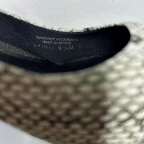 Walking Cradles black and white snake 9.5m pumps with no signs of wear - Picture 5 of 5